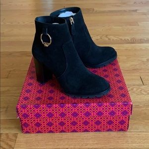 NIB Tory Burch Sofia Lug Sole Booties